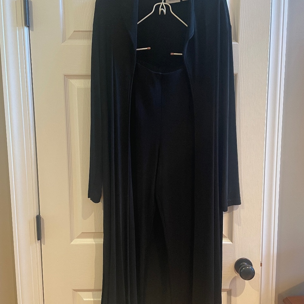 Chico's Travelers 2 pc Outfit Jacket and Pants Size 2 Regular